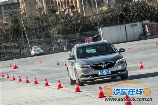 别克GL6及别克阅朗全国媒体试驾活动郑州站