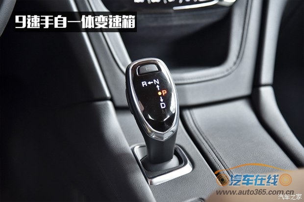 上汽通用凯迪拉克 凯迪拉克XT5 2018款 28E 四驱铂金版